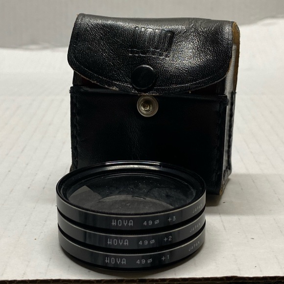 *M5 Hoya 49mm Close-Up Filter Set includes three filters with diopter strengths - Picture 4 of 12